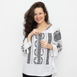 Ie Traditionala brodata Romanita 2