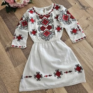 Rochita brodata Timeea 15